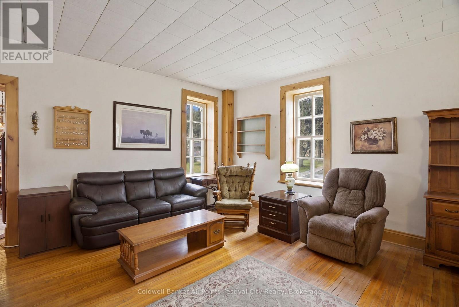 5021 Highway 9, Kincardine, Ontario  N2Z 2X5 - Photo 4 - X13085824