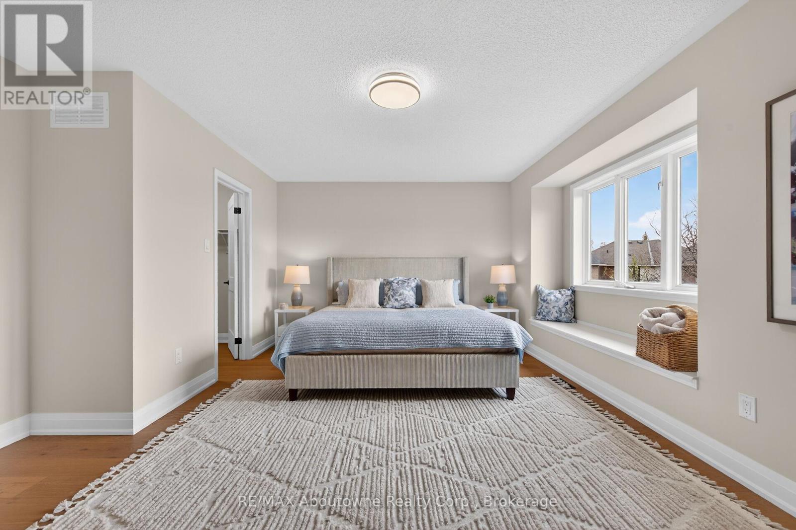 2385 Guildstone Crescent, Oakville, Ontario  L6M 3Y8 - Photo 15 - W13086234