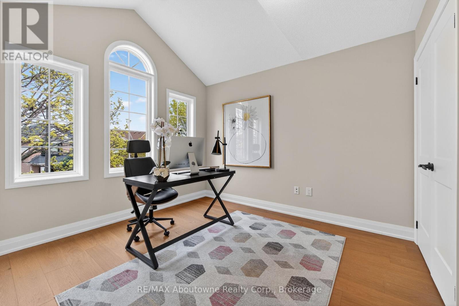 2385 Guildstone Crescent, Oakville, Ontario  L6M 3Y8 - Photo 25 - W13086234