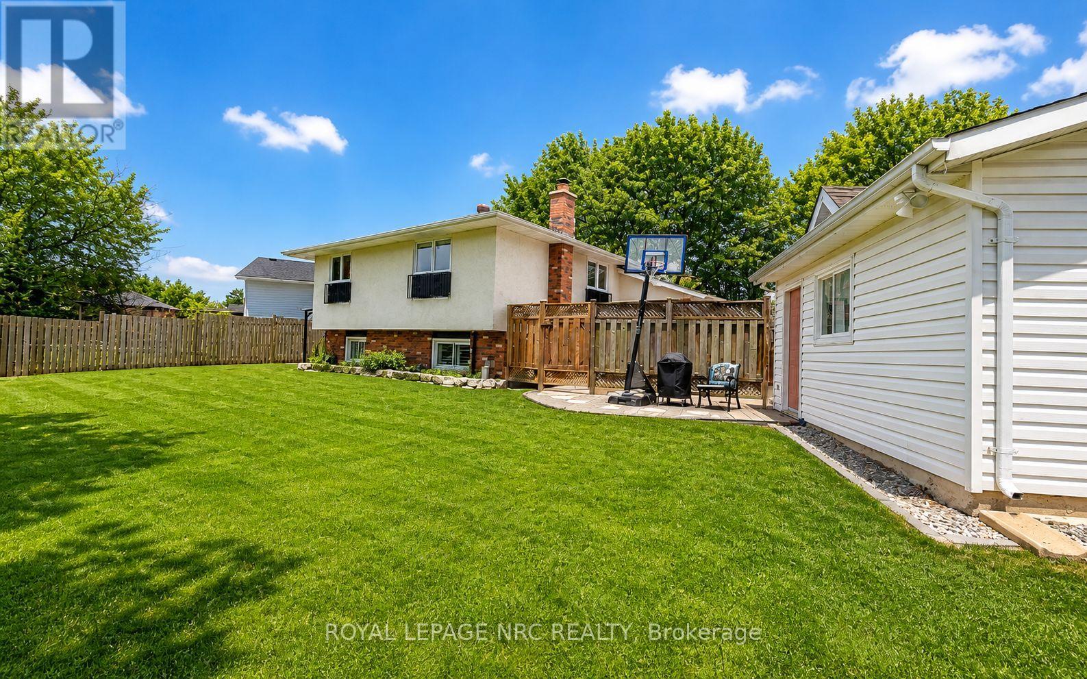 15 Carousel Circle, St. Catharines, Ontario  L2N 6C9 - Photo 36 - X13086174