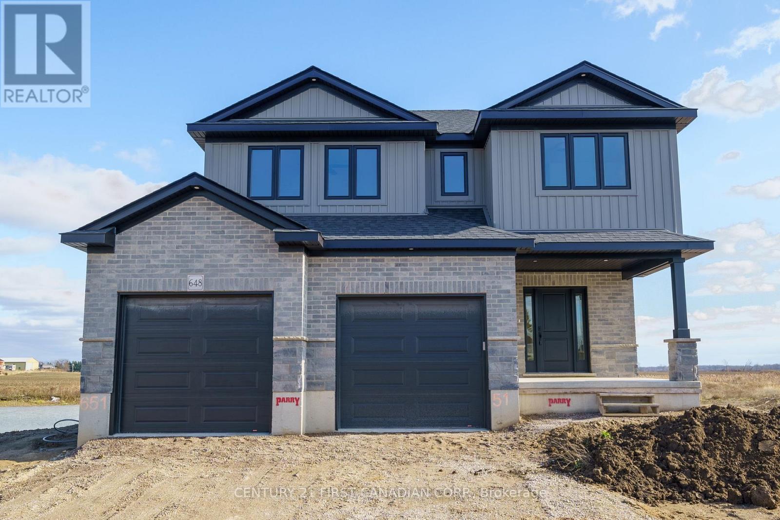 486 JULIANNA COURT, Plympton-Wyoming, Ontario