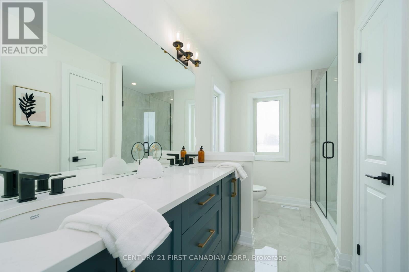 486 Julianna Court, Plympton-Wyoming, Ontario  N0N 1T0 - Photo 19 - X12695752
