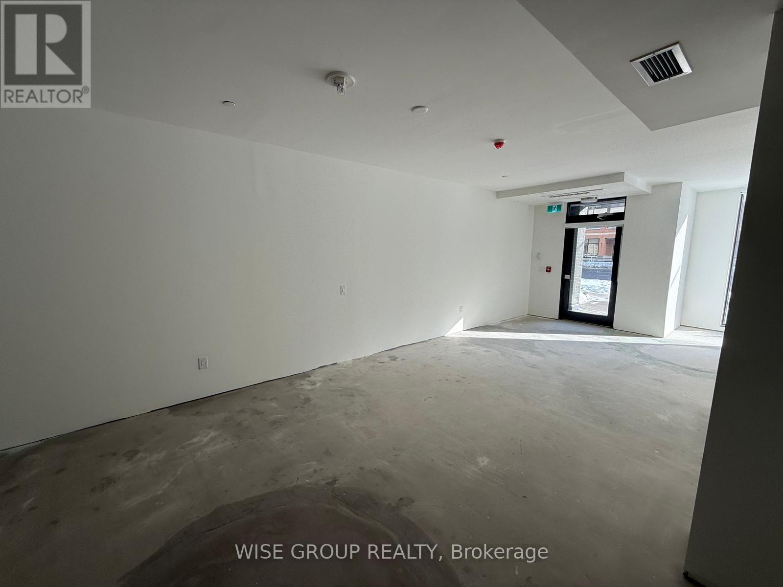 103 - 500 Wilson Avenue, Toronto, Ontario  M3H 0E5 - Photo 2 - C13086226