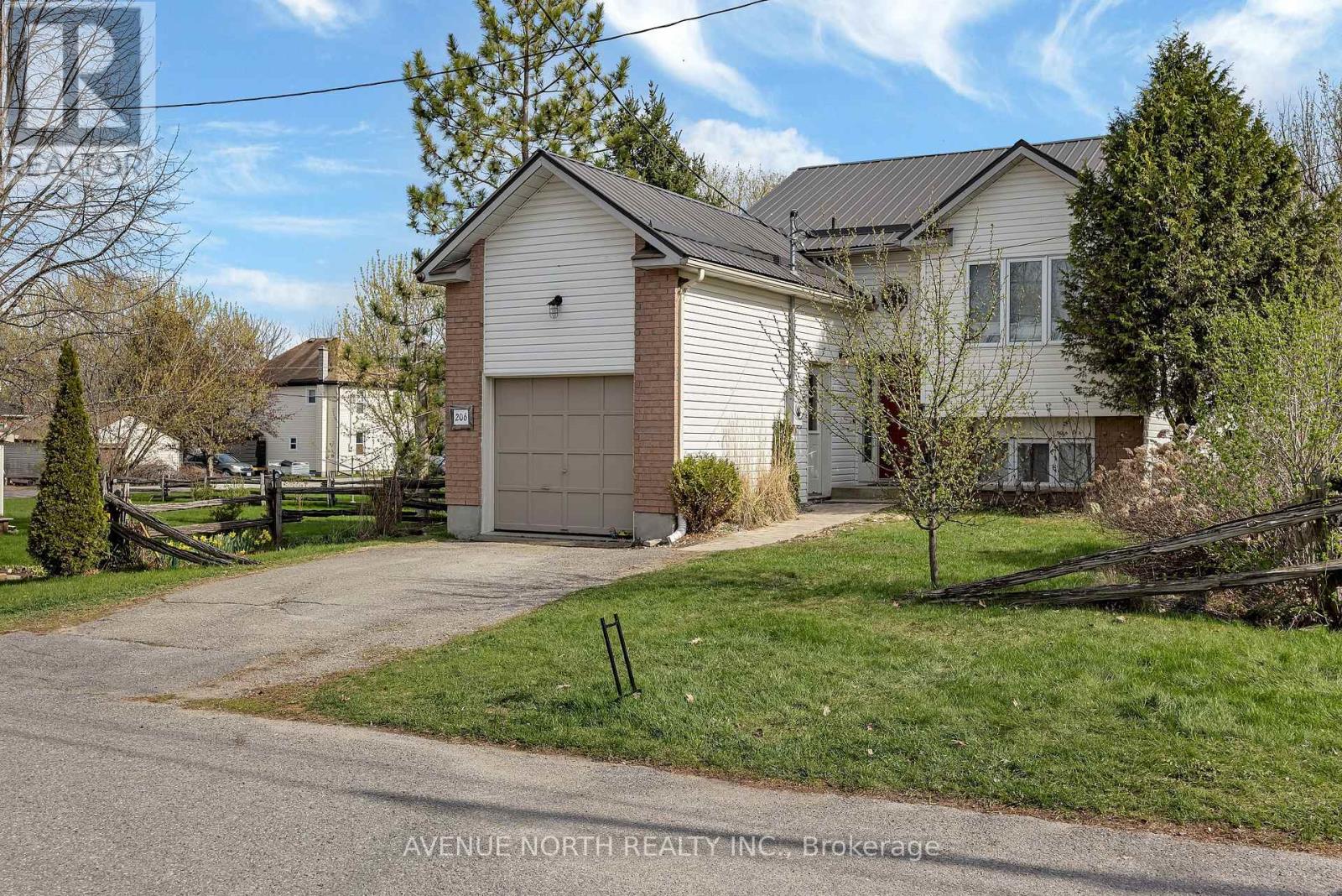 206 WELLINGTON STREET W, Merrickville-Wolford, Ontario