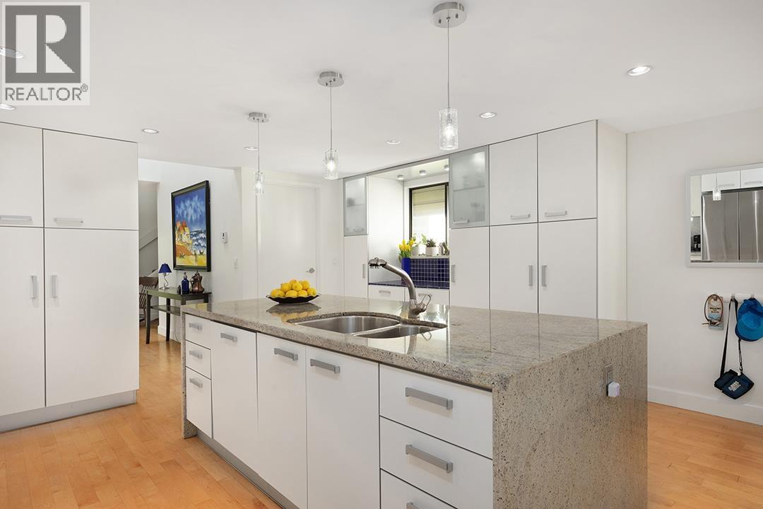 805 W 14th Avenue, Vancouver, British Columbia  V5Z 1R2 - Photo 15 - R3119602