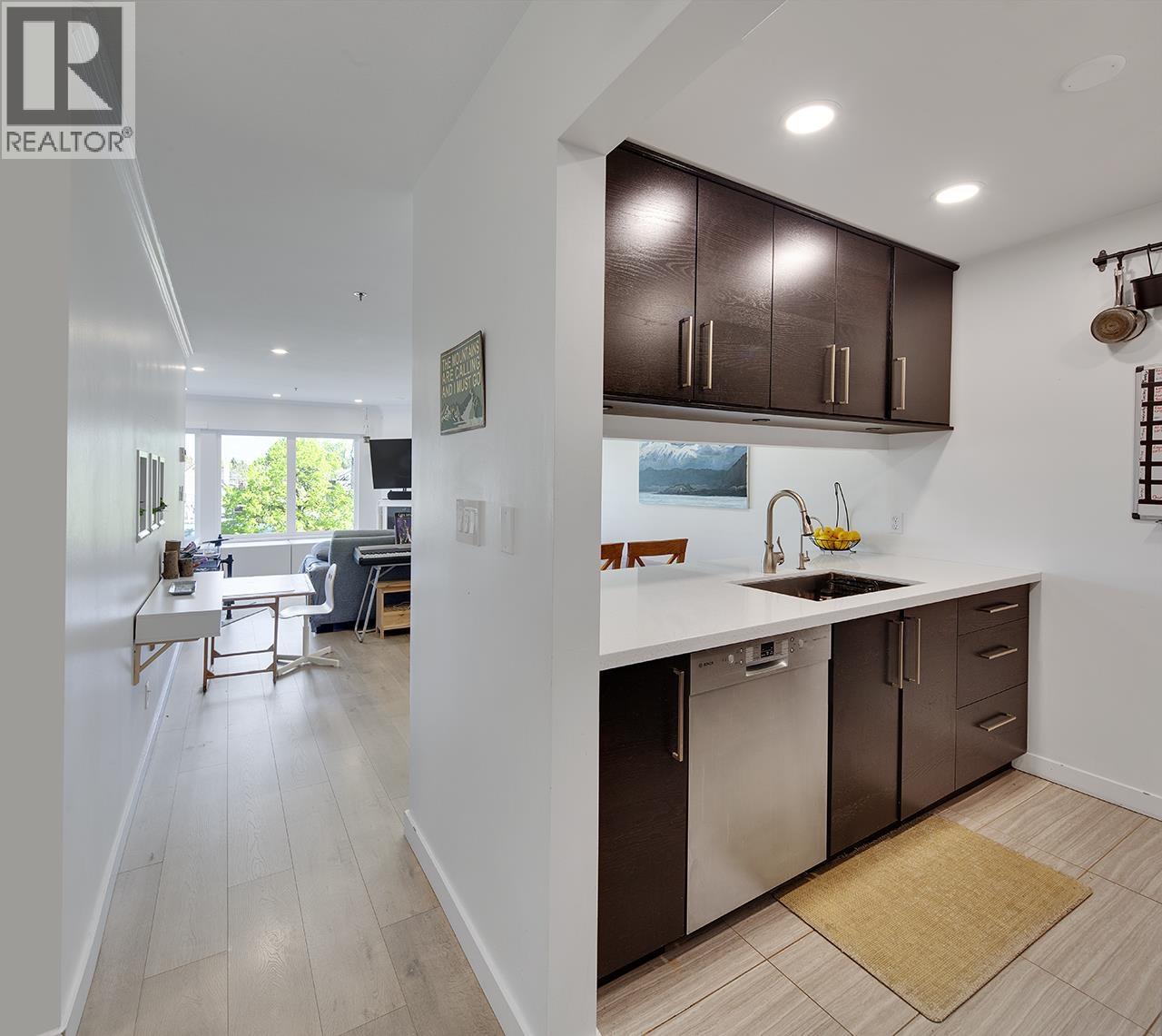 207 3280 W Broadway, Vancouver, British Columbia  V6K 2H4 - Photo 14 - R3119641