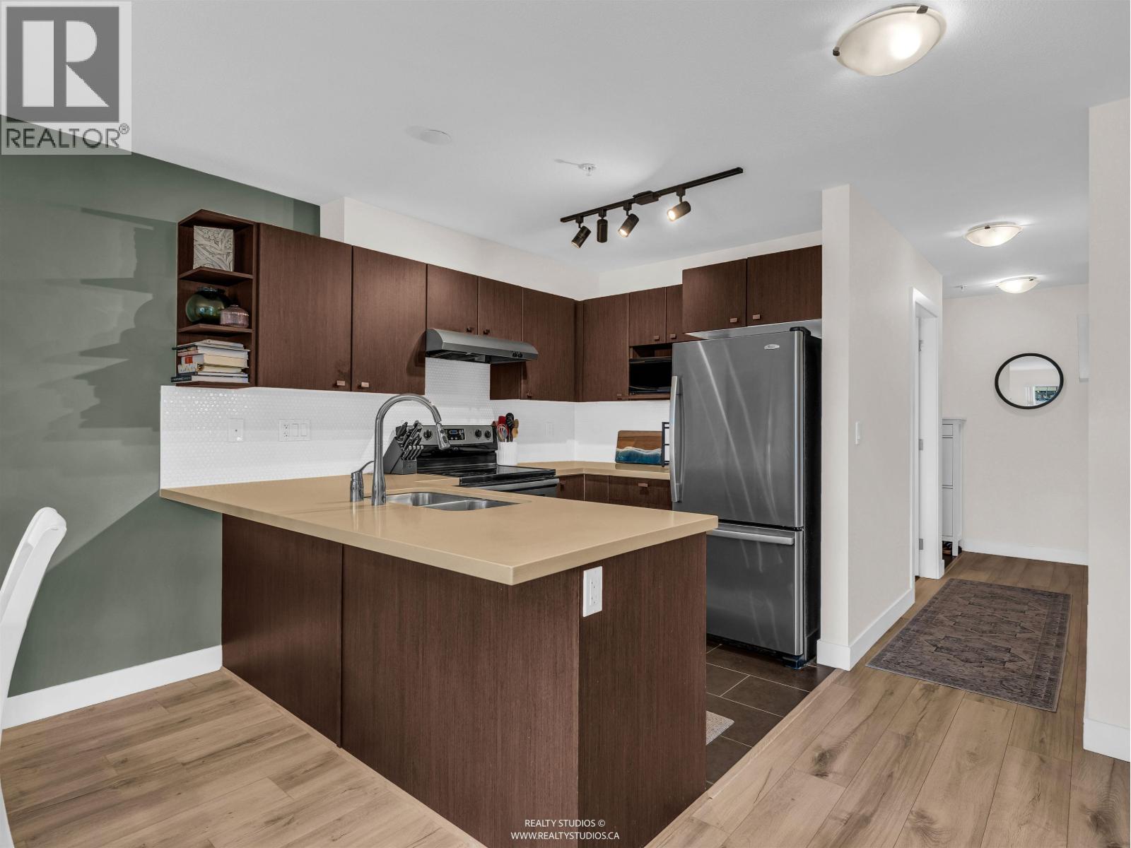 315 738 E 29th Avenue, Vancouver, British Columbia  V5V 0B6 - Photo 6 - R3119664
