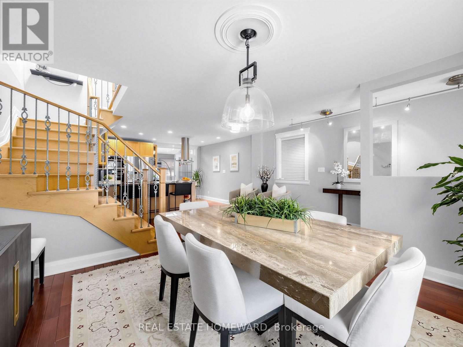 199 Lee Avenue, Toronto, Ontario  M4E 2P4 - Photo 11 - E13086158