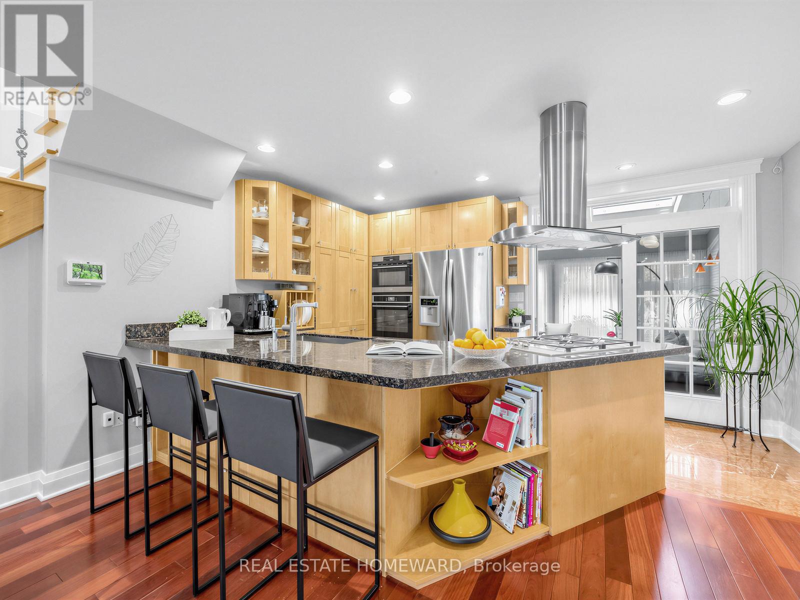 199 Lee Avenue, Toronto, Ontario  M4E 2P4 - Photo 16 - E13086158