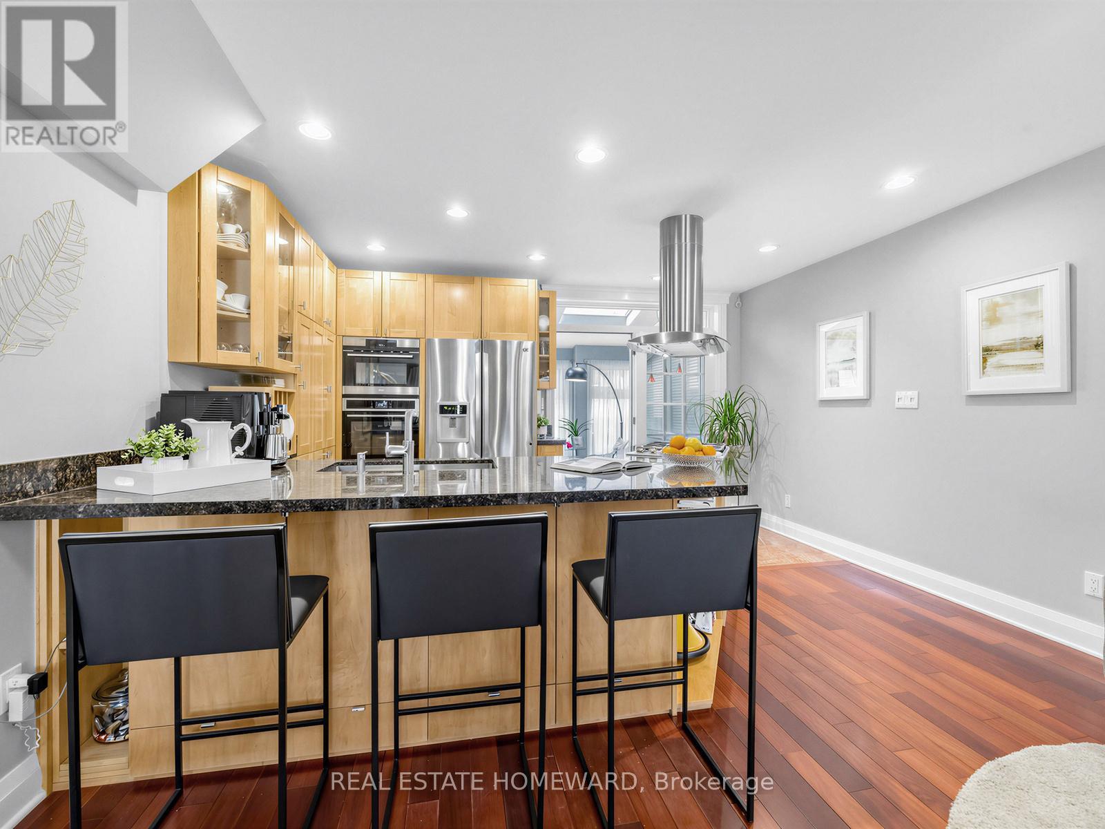 199 Lee Avenue, Toronto, Ontario  M4E 2P4 - Photo 17 - E13086158