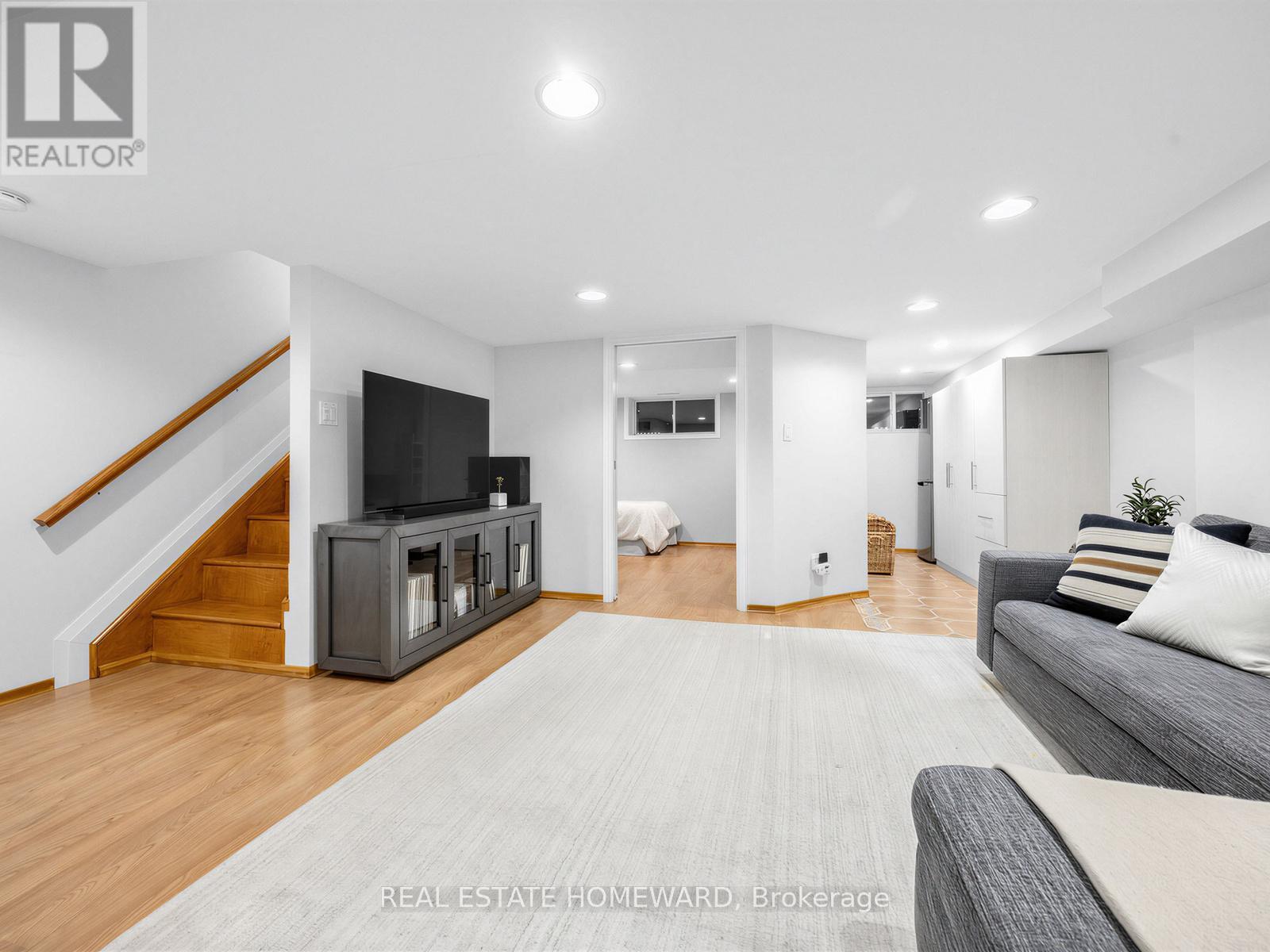 199 Lee Avenue, Toronto, Ontario  M4E 2P4 - Photo 36 - E13086158