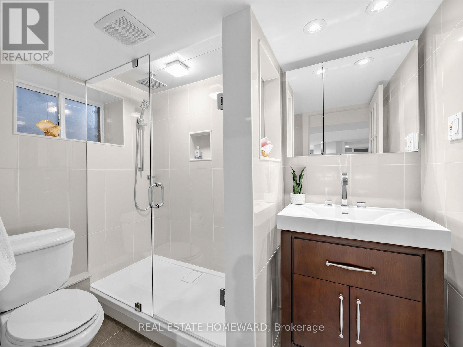 199 Lee Avenue, Toronto, Ontario  M4E 2P4 - Photo 44 - E13086158