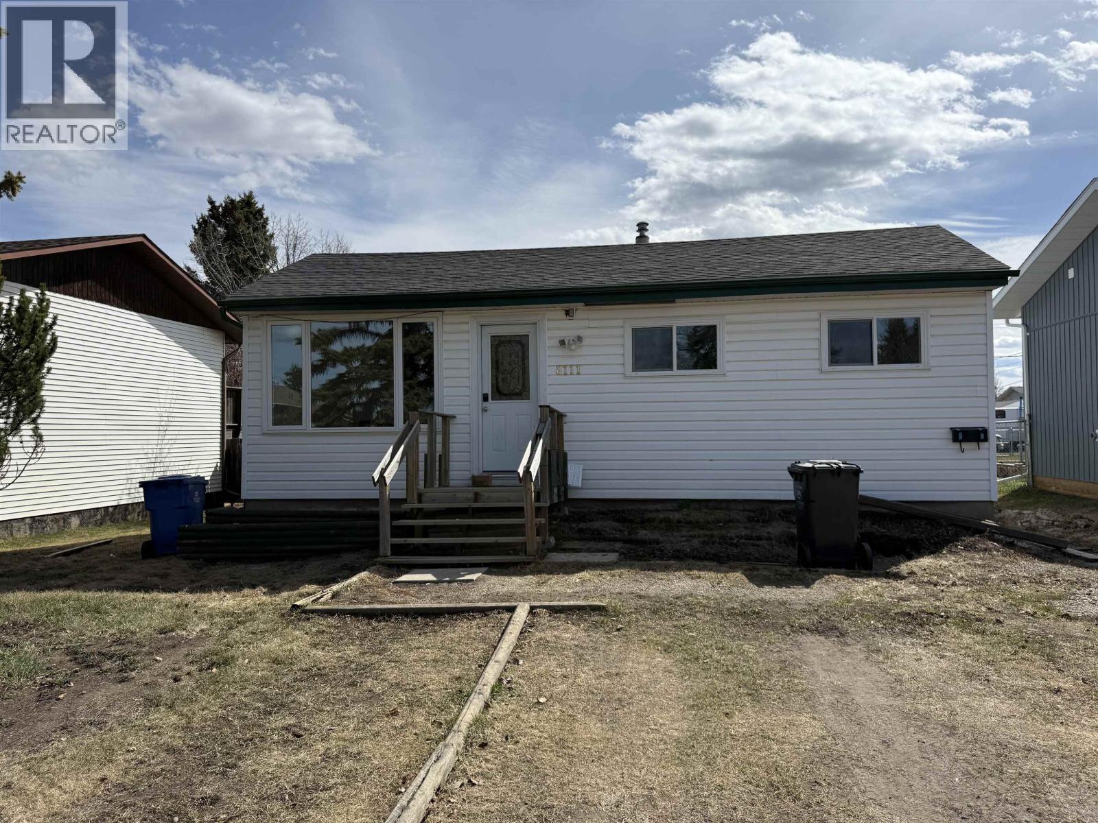 Fort St. John House for sale: 5 bedroom 1,690 sq.ft. (Listed 2026-05-05)