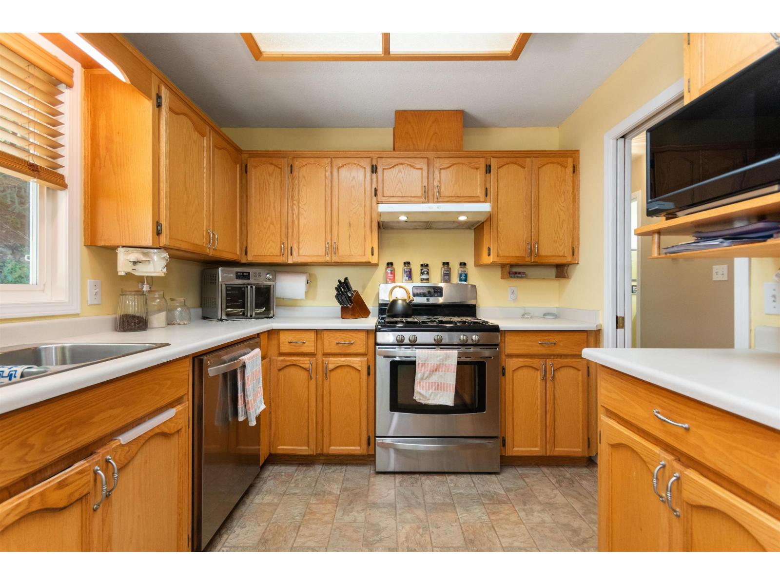 21454 Richmond Drive, Hope, Hope, British Columbia  V0X 1L1 - Photo 12 - R3115940