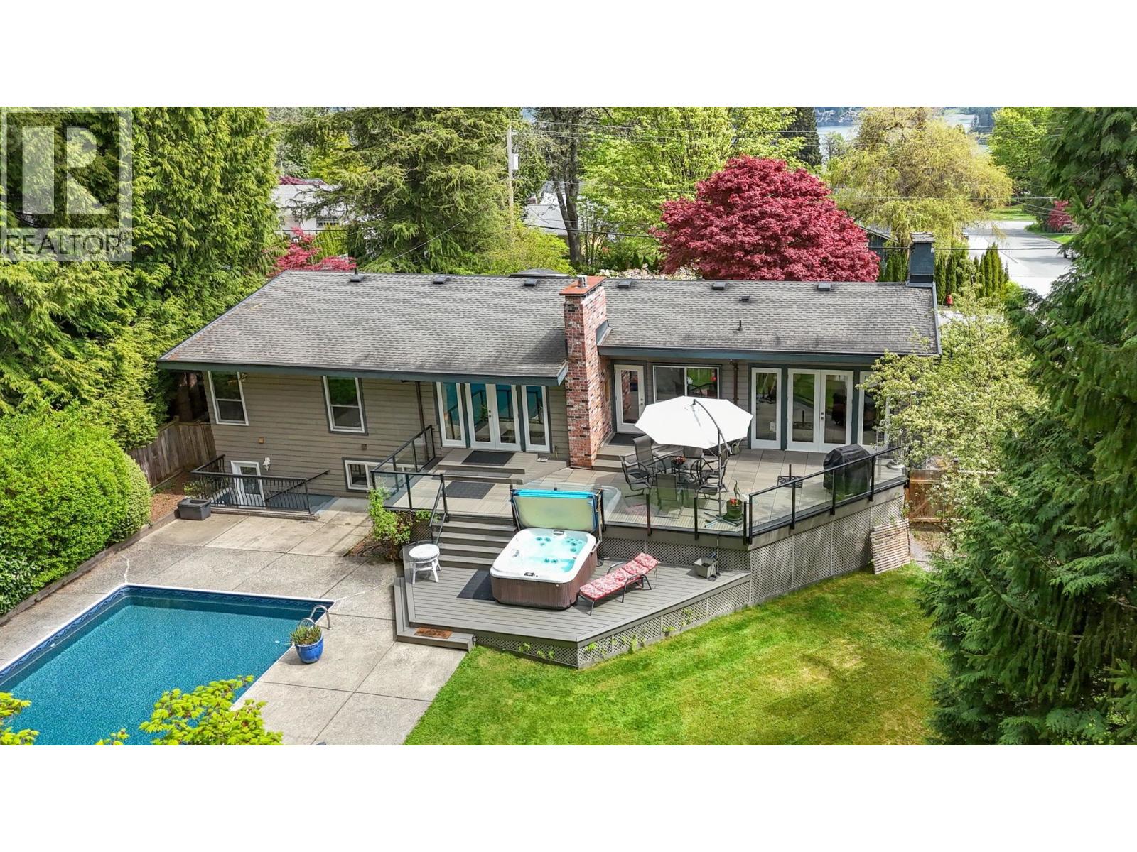 871 Fairway Drive, North Vancouver, British Columbia  V7G 1Z5 - Photo 1 - R3119680