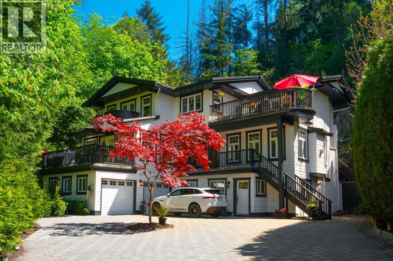 5671 Westport Road, West Vancouver, British Columbia  V7W 1V3 - Photo 3 - R3119688
