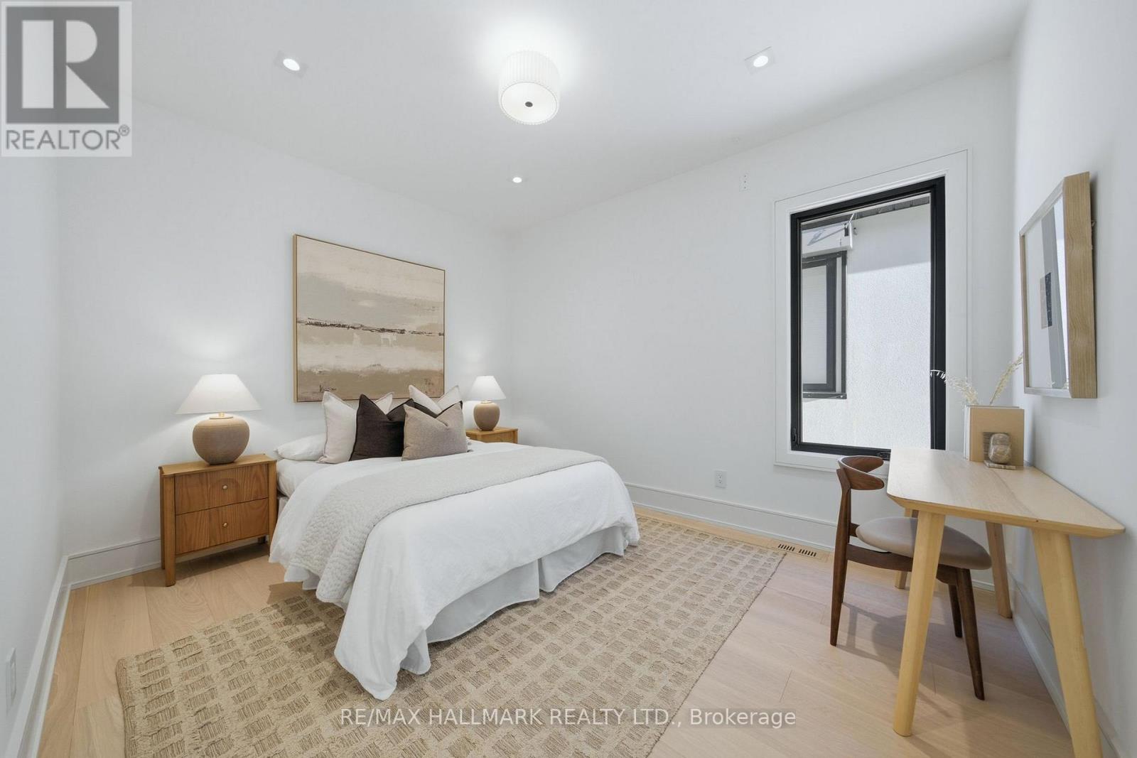 10 Leroy Avenue, Toronto, Ontario  M4J 4G7 - Photo 28 - E13085890
