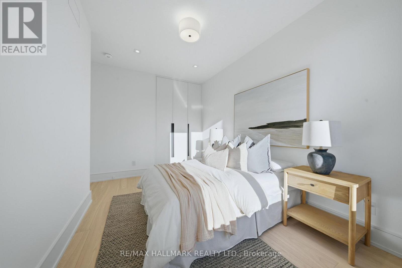 10 Leroy Avenue, Toronto, Ontario  M4J 4G7 - Photo 31 - E13085890