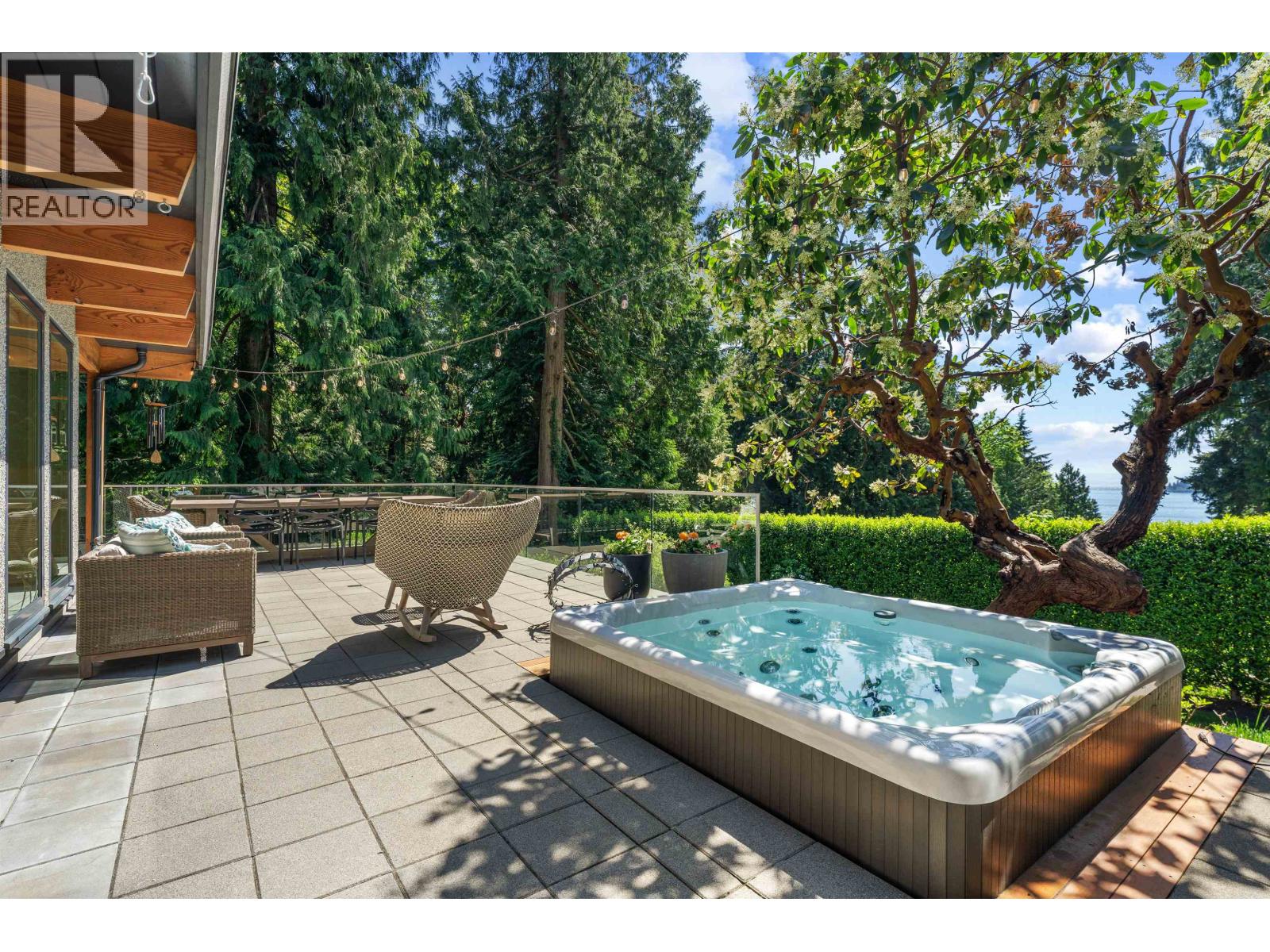 6184 Eastmont Drive, West Vancouver, British Columbia  V7W 1X3 - Photo 33 - R3119597