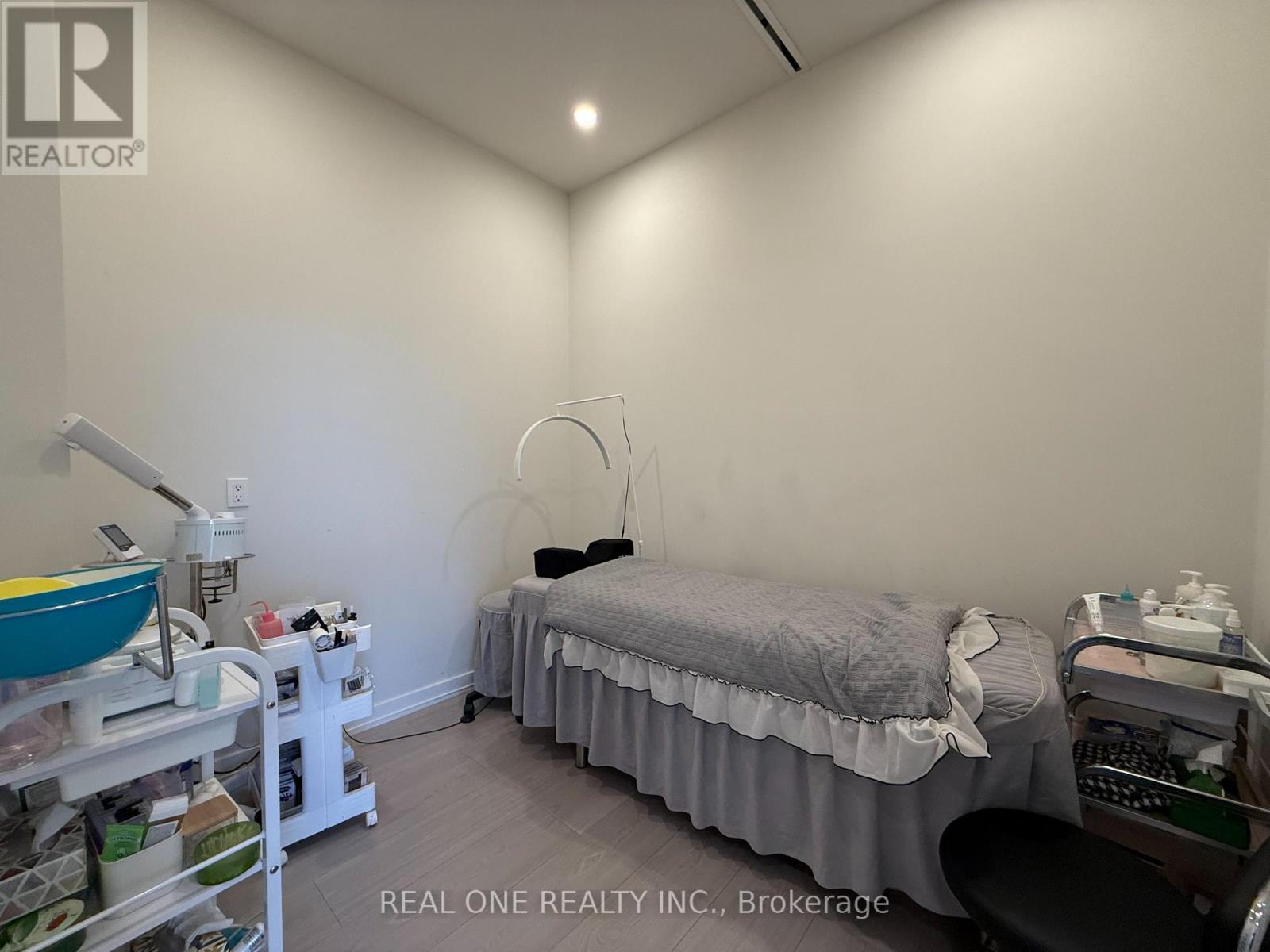 2 - 8392 Kennedy Road, Markham, Ontario  L3R 9W5 - Photo 5 - N13086236