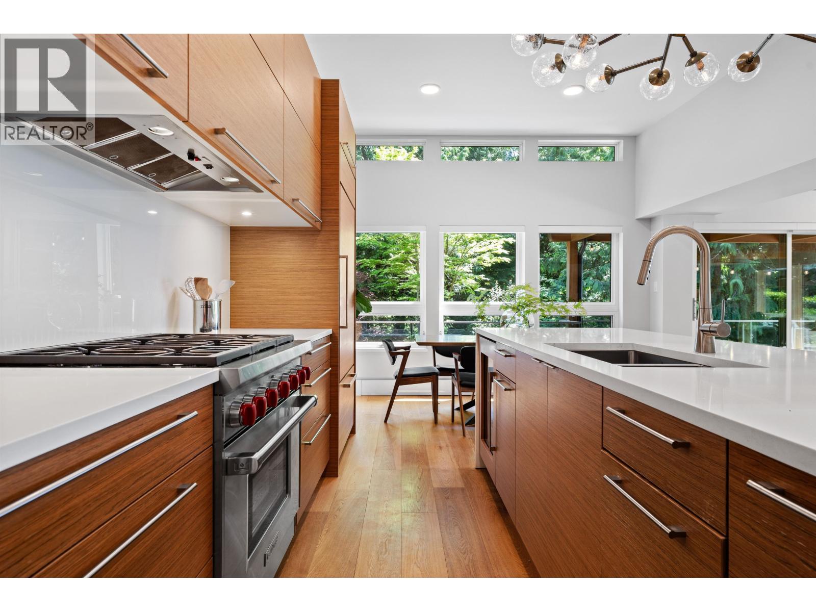 6184 Eastmont Drive, West Vancouver, British Columbia  V7W 1X3 - Photo 10 - R3119597
