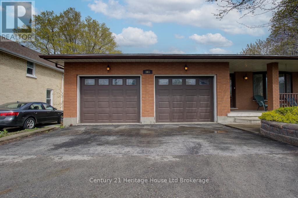 165 Park Row, Woodstock, Ontario  N4S 1V9 - Photo 2 - X13086184