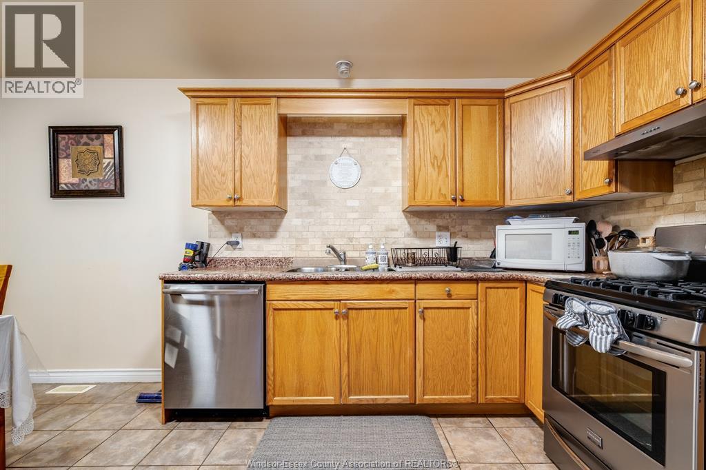 4244 Showdown Avenue, Windsor, Ontario  N9G 3B1 - Photo 8 - 26010160