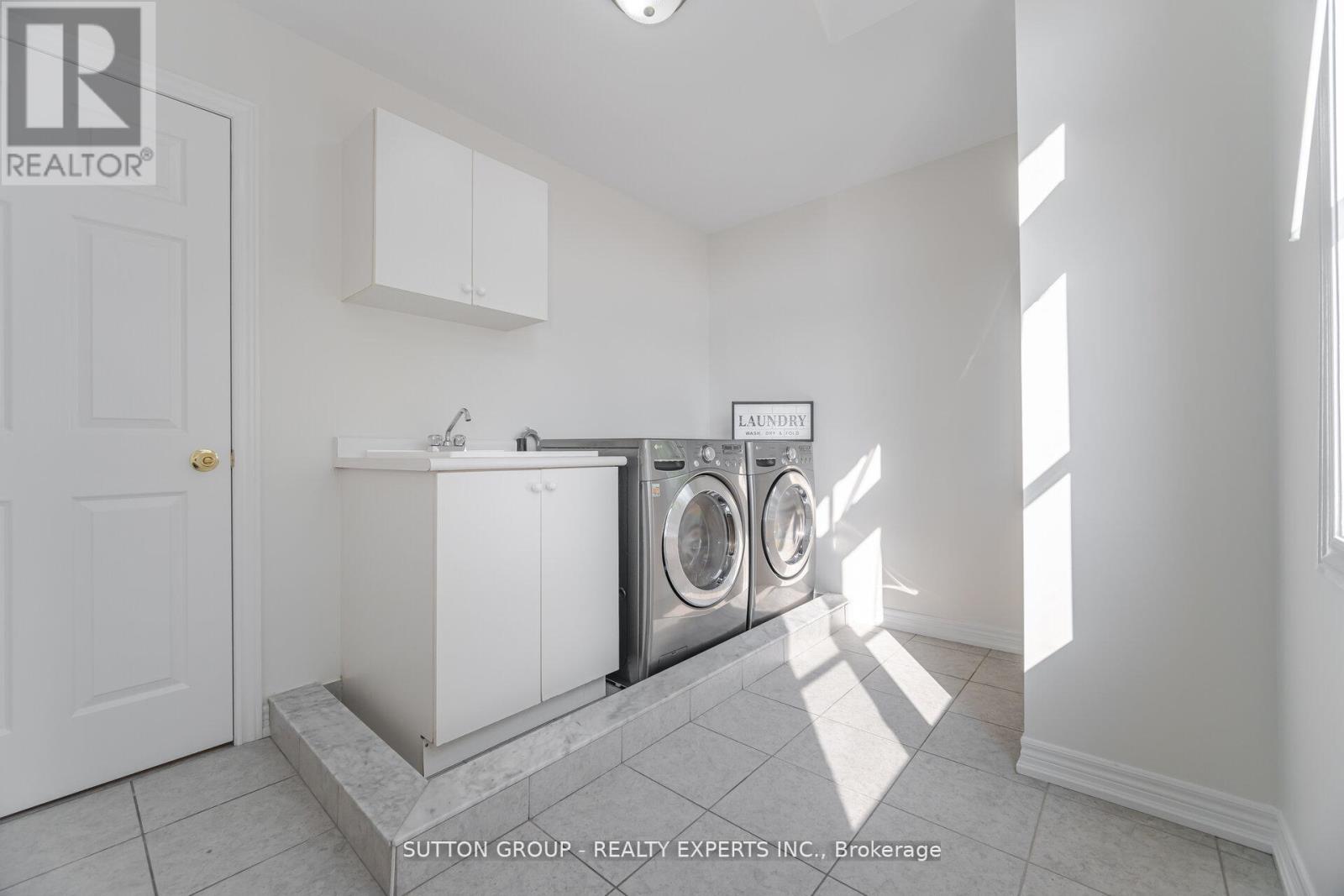 Upper - 5 Freedom Oaks Trail, Brampton, Ontario  L6P 3L1 - Photo 41 - W13086154