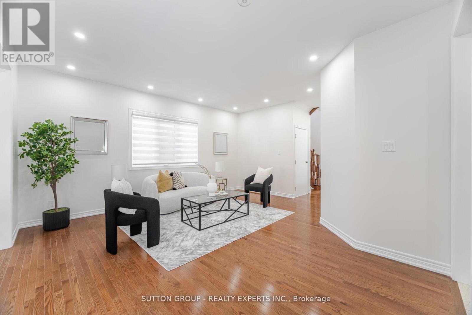 Upper - 5 Freedom Oaks Trail, Brampton, Ontario  L6P 3L1 - Photo 9 - W13086154