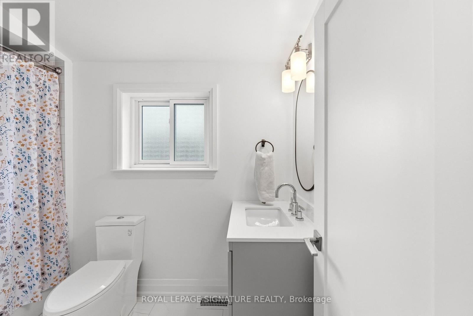 32 Althea Road, Toronto, Ontario  M6S 2P2 - Photo 26 - W13086208