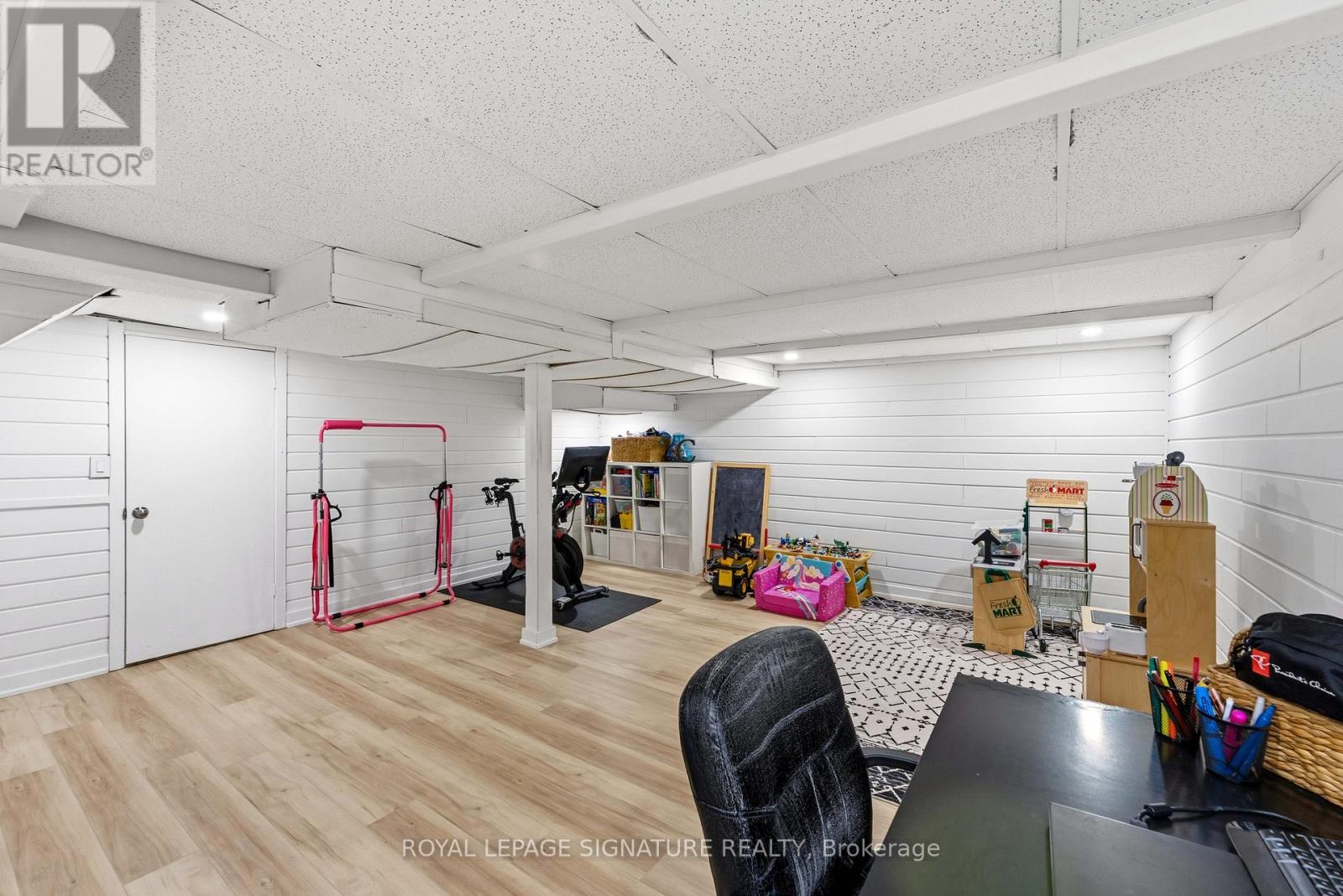 32 Althea Road, Toronto, Ontario  M6S 2P2 - Photo 29 - W13086208