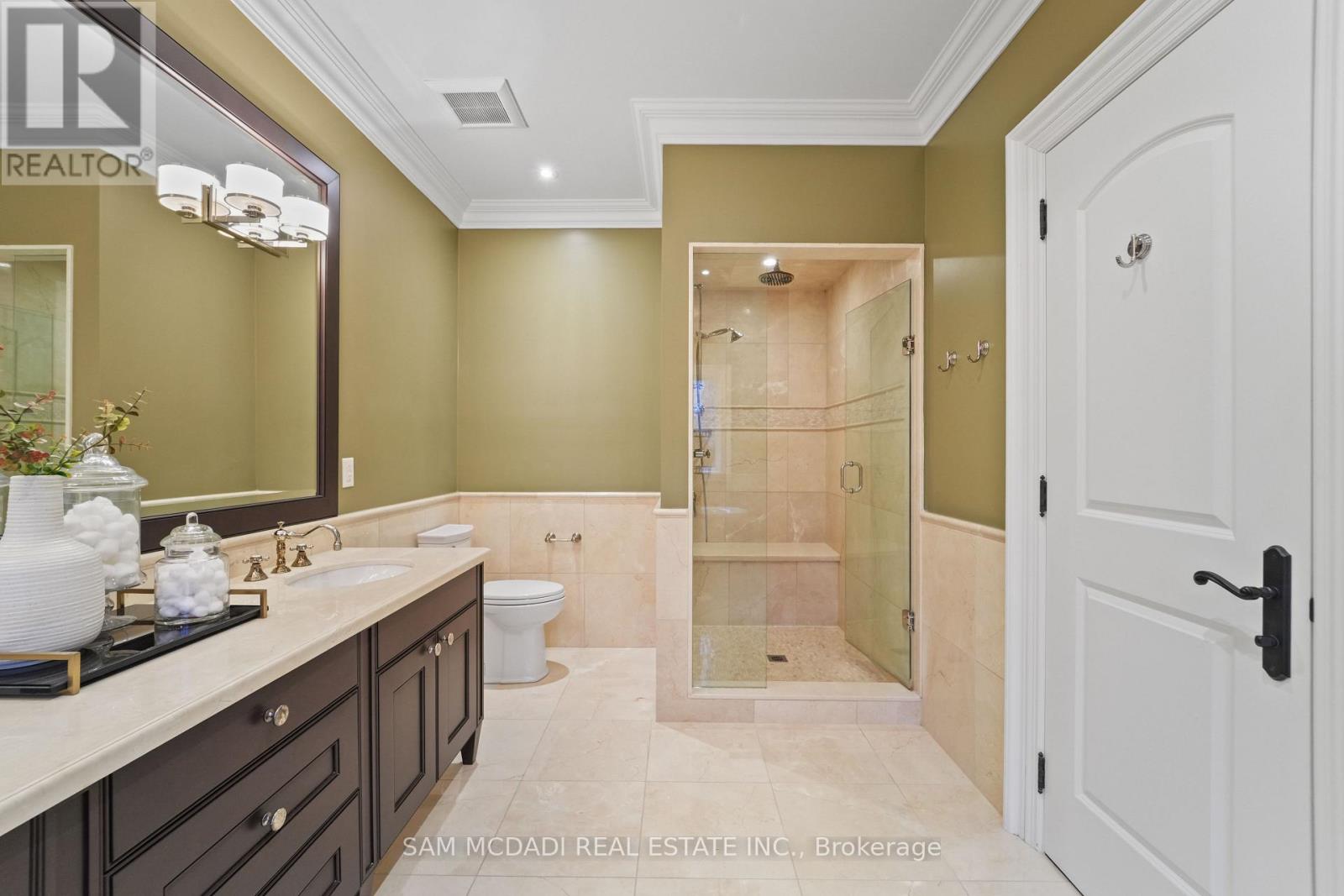 1286 Woodeden Drive, Mississauga, Ontario  L5H 2T6 - Photo 23 - W13086218