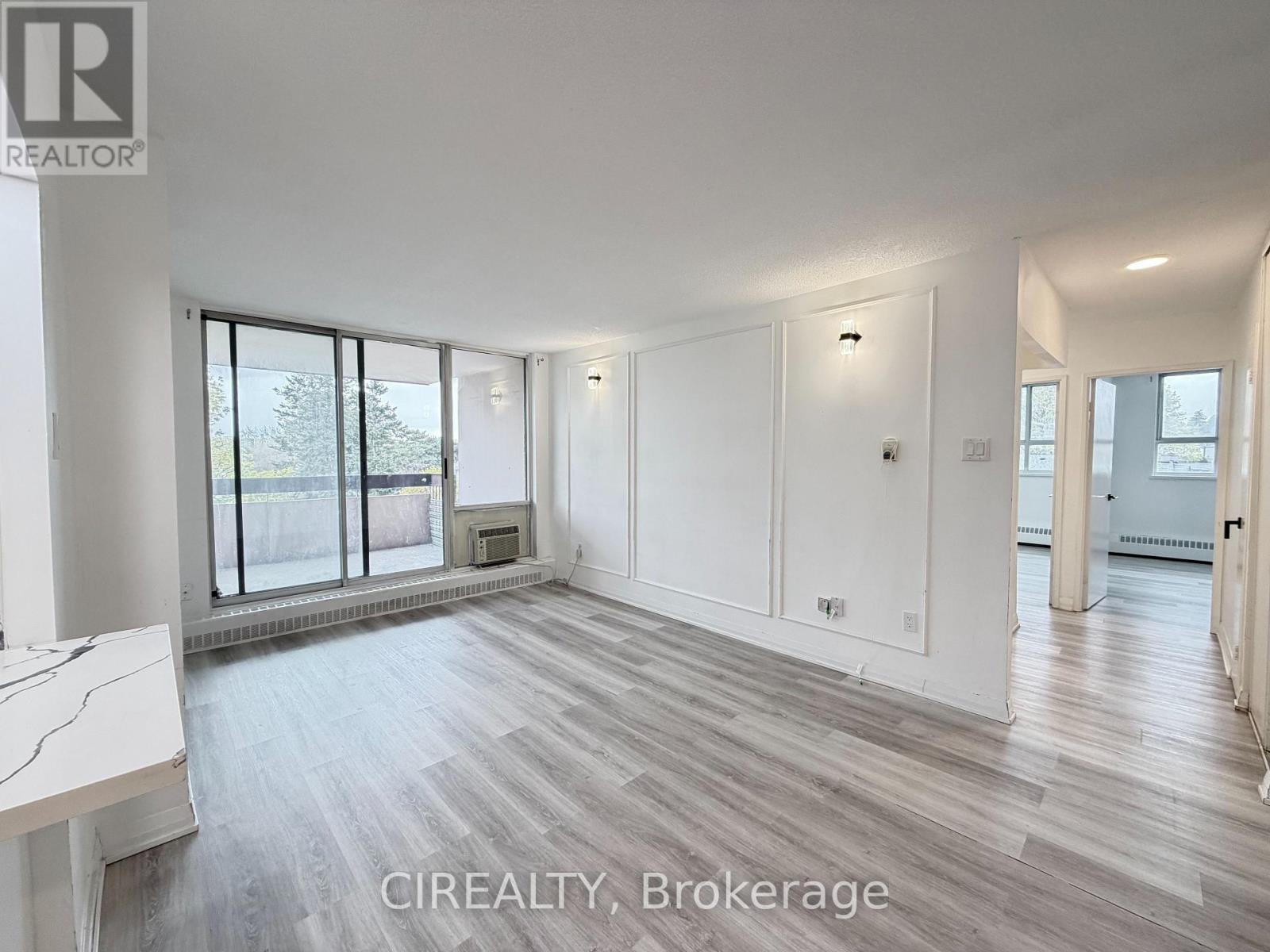 411 - 1615 Bloor Street, Mississauga, Ontario  L4X 1S2 - Photo 1 - W13086232