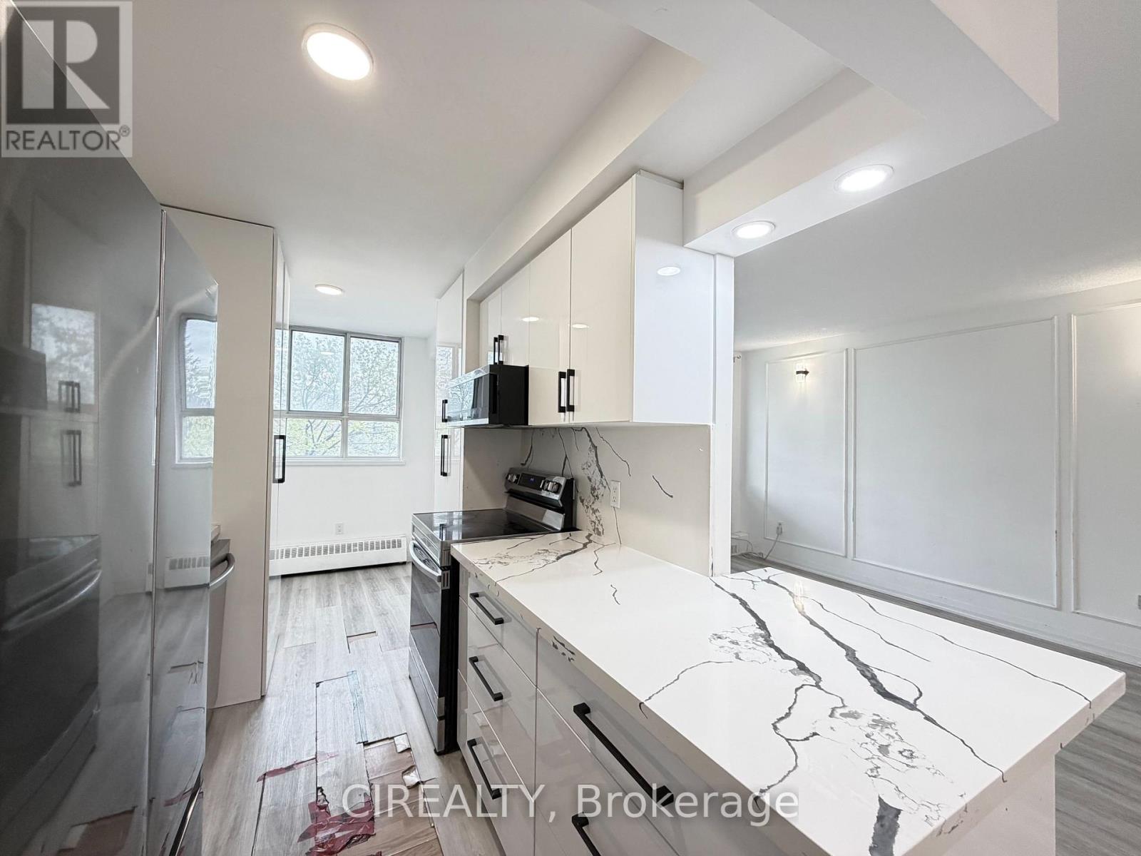 411 - 1615 Bloor Street, Mississauga, Ontario  L4X 1S2 - Photo 3 - W13086232