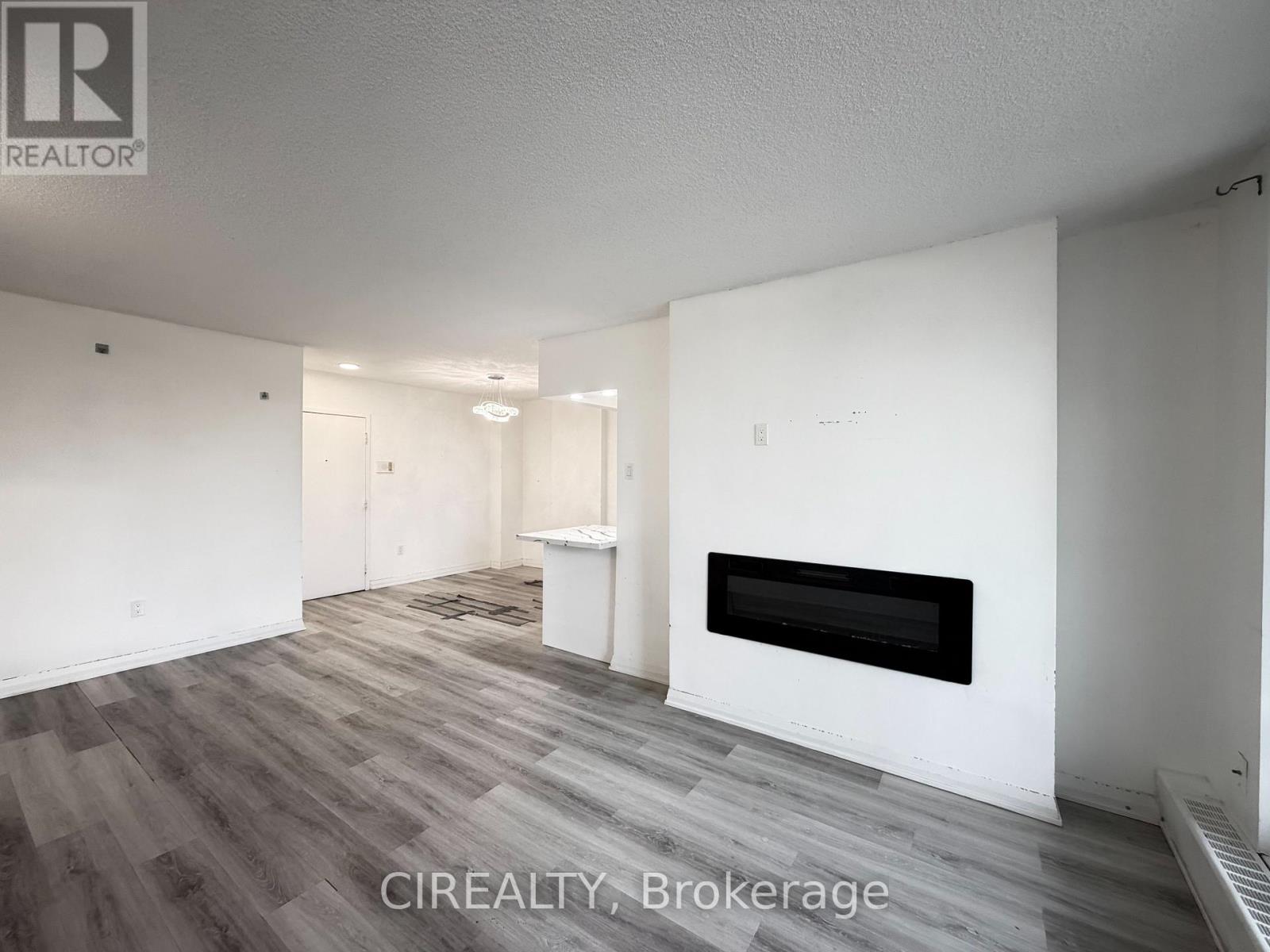 411 - 1615 Bloor Street, Mississauga, Ontario  L4X 1S2 - Photo 6 - W13086232