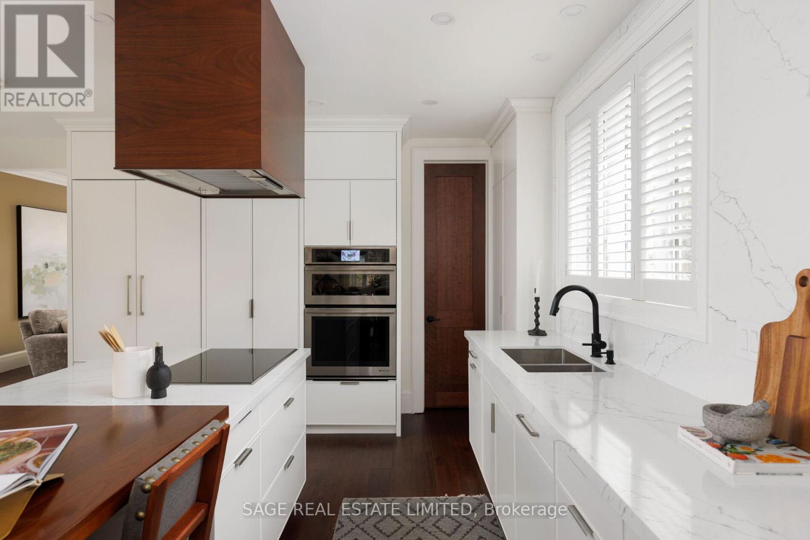 4 Reigate Road, Toronto, Ontario  M9A 2Y2 - Photo 11 - W13086240