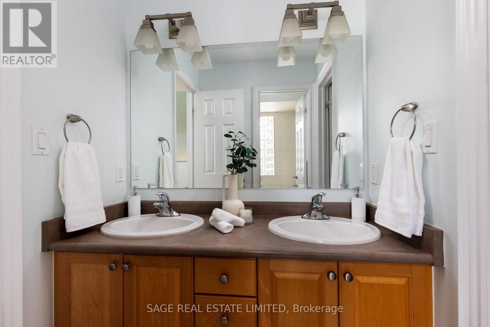 4 Reigate Road, Toronto, Ontario  M9A 2Y2 - Photo 38 - W13086240