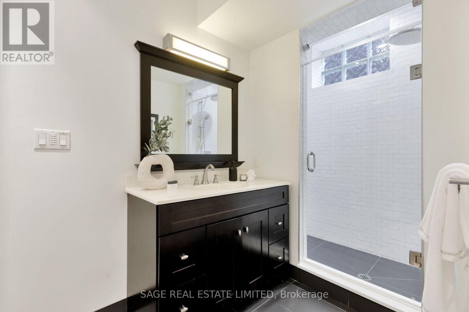 4 Reigate Road, Toronto, Ontario  M9A 2Y2 - Photo 48 - W13086240