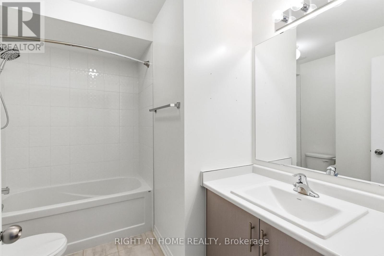 152 Sailors Landing, Clarington, Ontario  L1C 7G4 - Photo 30 - E13063672