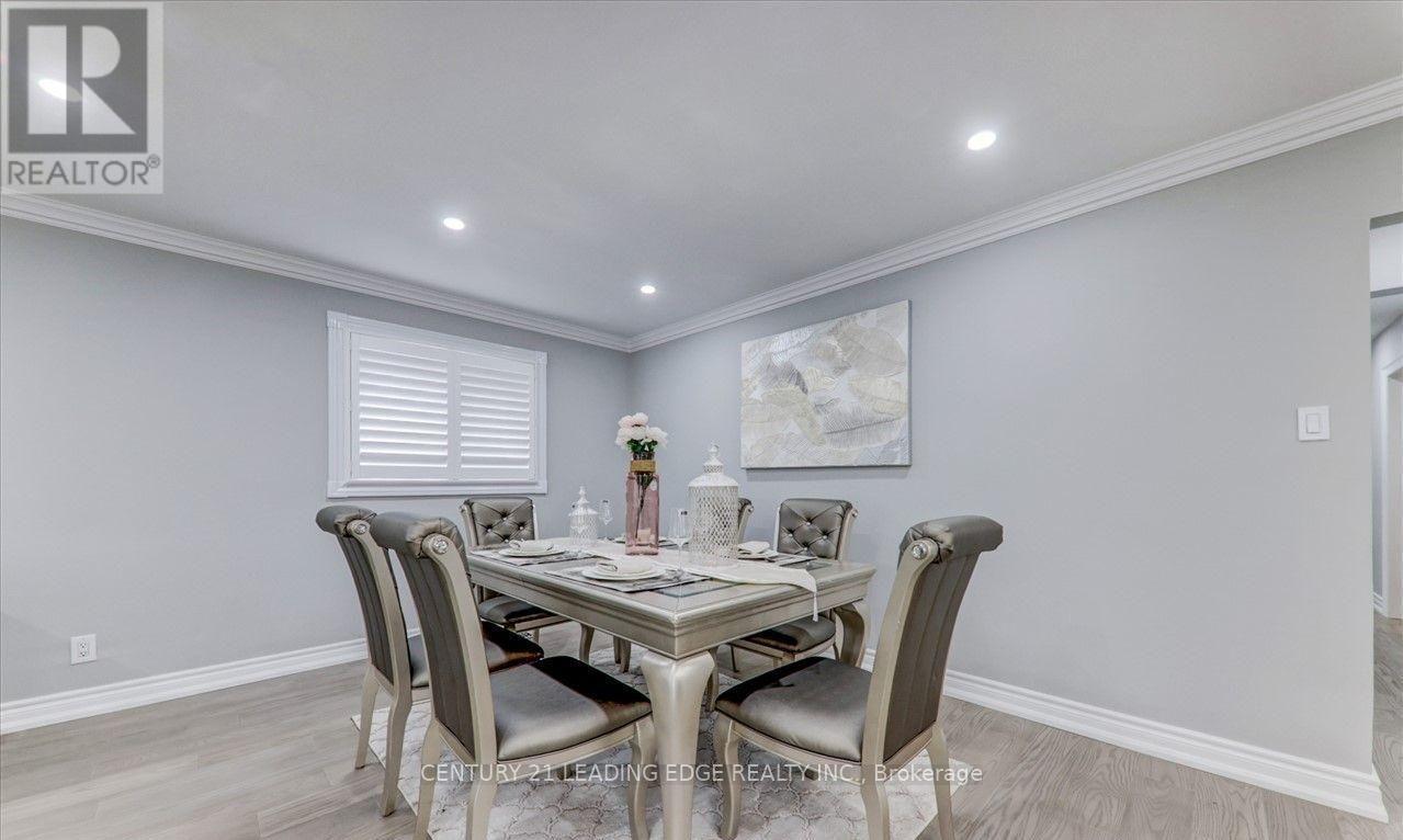 2b Horizon Crescent, Toronto, Ontario  M1T 2G3 - Photo 5 - E13081280