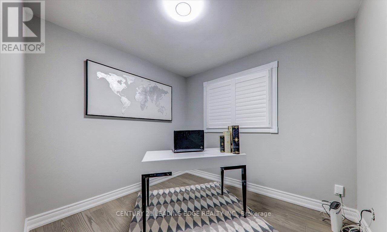 2b Horizon Crescent, Toronto, Ontario  M1T 2G3 - Photo 9 - E13081280