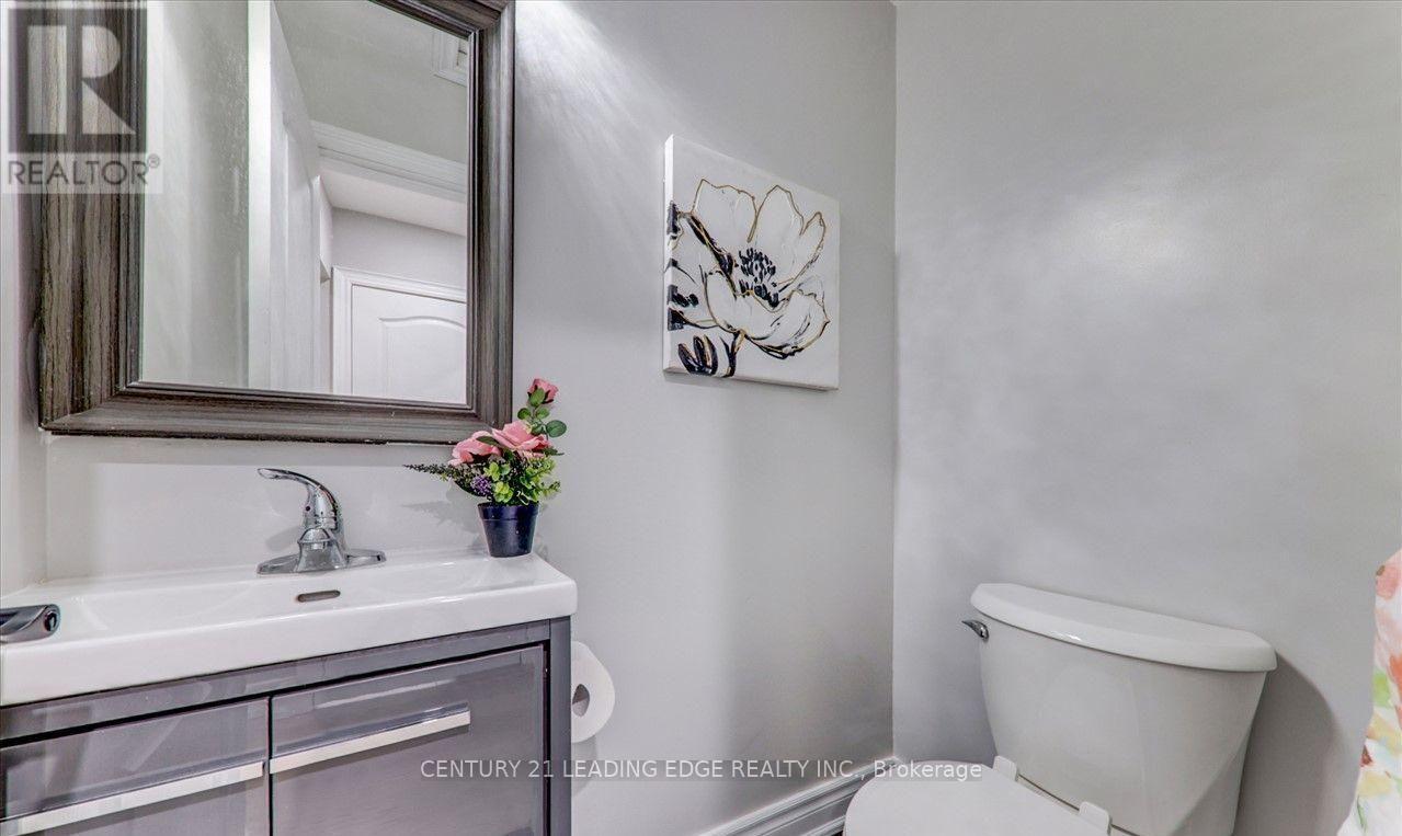 2b Horizon Crescent, Toronto, Ontario  M1T 2G3 - Photo 6 - E13081280