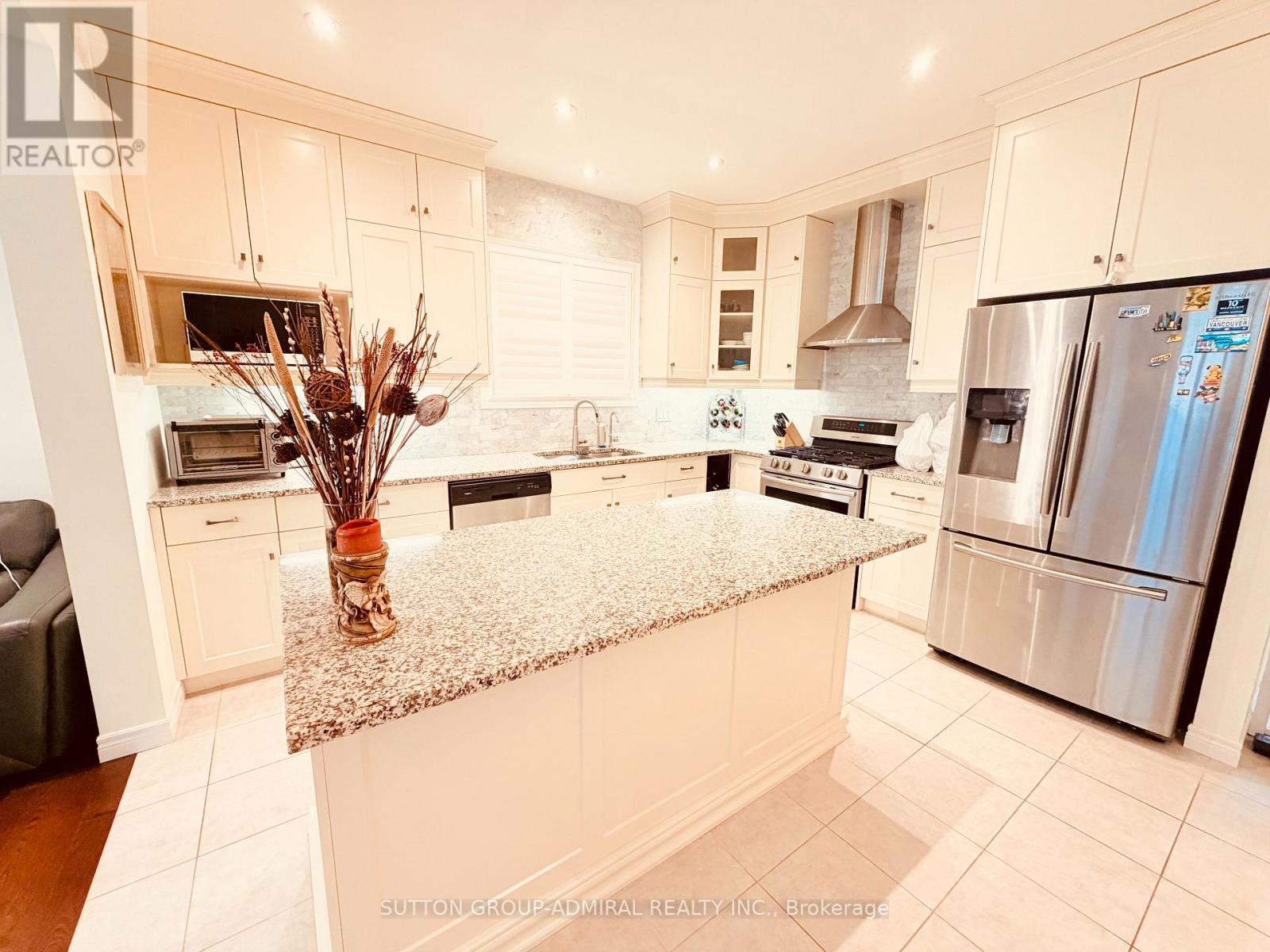 14 Crossbridge Avenue, Kitchener, Ontario  N2A 0J9 - Photo 6 - X13086152
