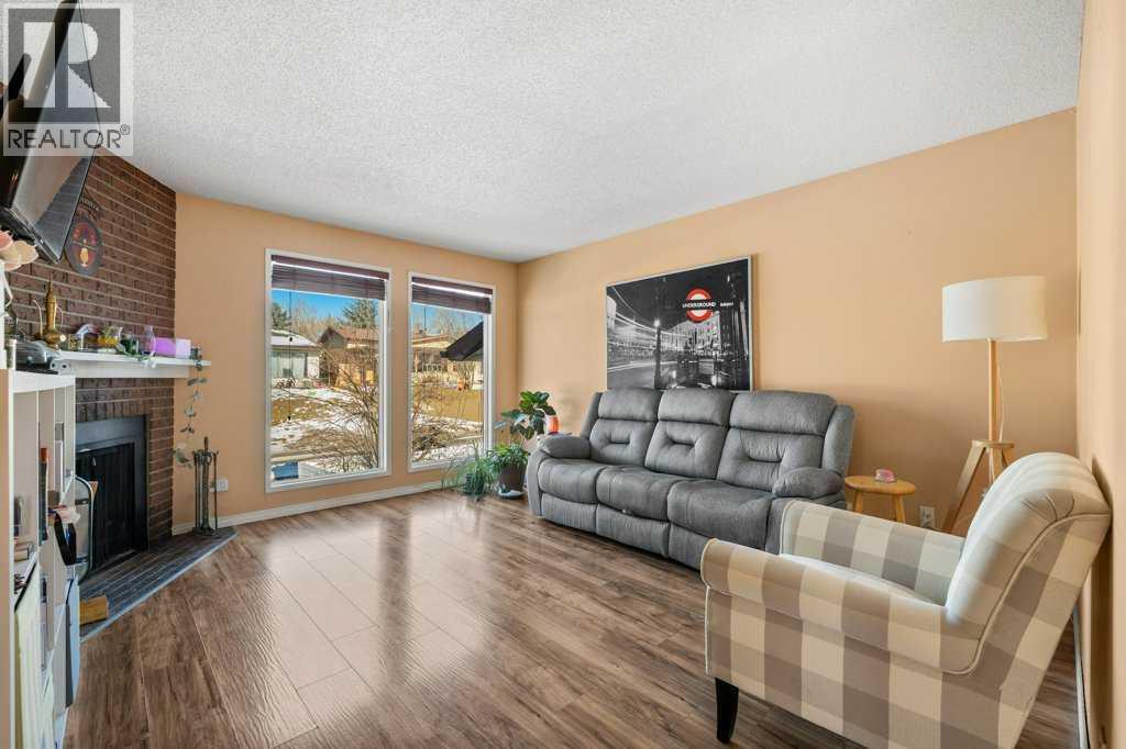 113 Ranch Glen Place Nw, Calgary, Alberta  T3G 1E9 - Photo 4 - A2299007