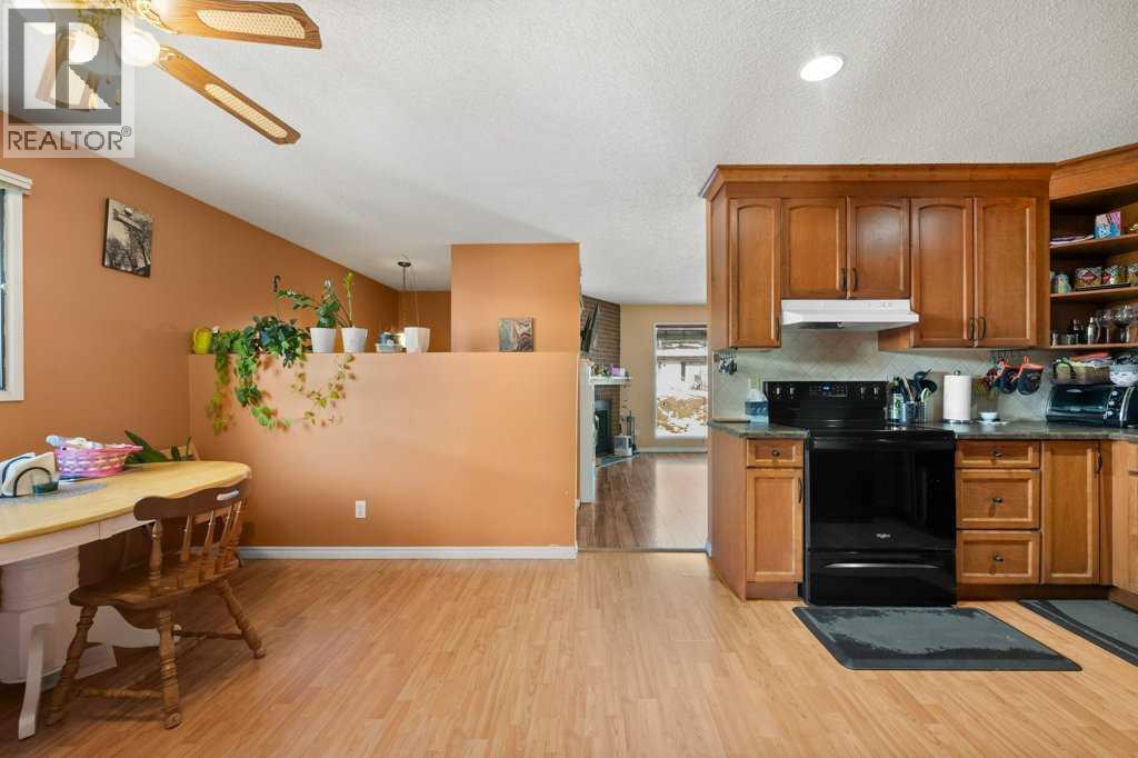 113 Ranch Glen Place Nw, Calgary, Alberta  T3G 1E9 - Photo 9 - A2299007