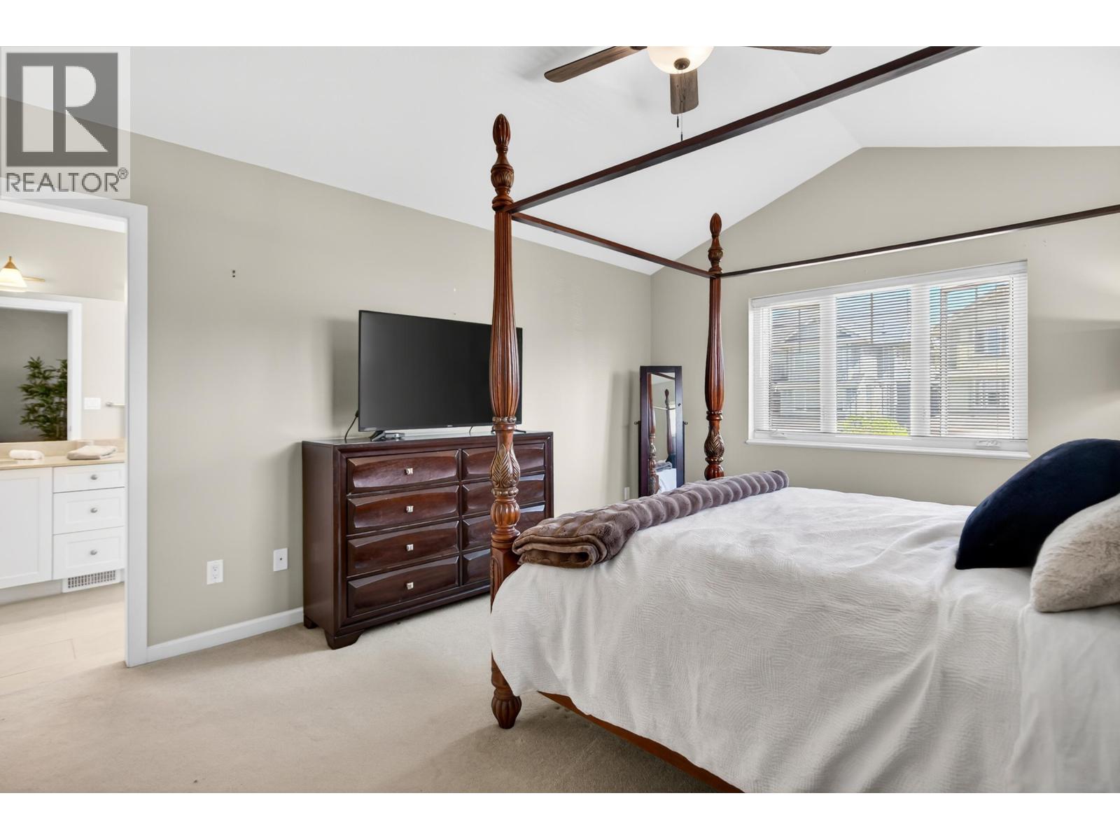 10131 241a Street, Maple Ridge, British Columbia  V2W 0E6 - Photo 17 - R3119482