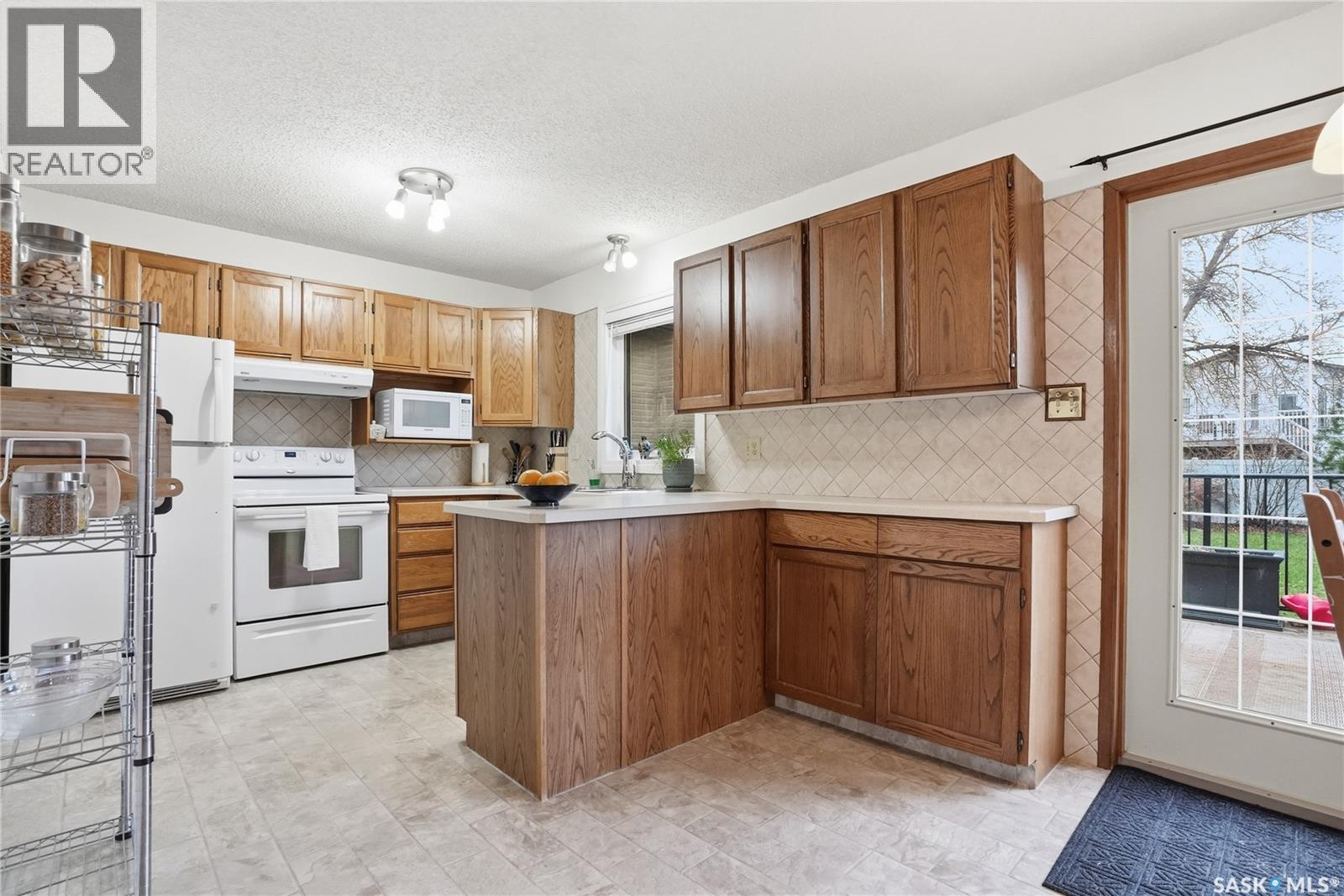174 Rao Crescent, Saskatoon, Saskatchewan  S7K 6V9 - Photo 11 - SK034898