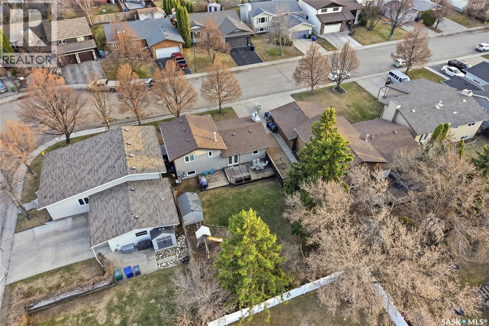174 Rao Crescent, Saskatoon, Saskatchewan  S7K 6V9 - Photo 2 - SK034898