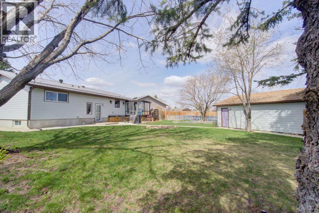 5338 5 Street W, Claresholm, Alberta  T0L 0T0 - Photo 38 - A2300430