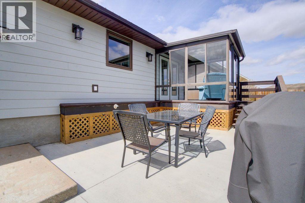 5338 5 Street W, Claresholm, Alberta  T0L 0T0 - Photo 42 - A2300430